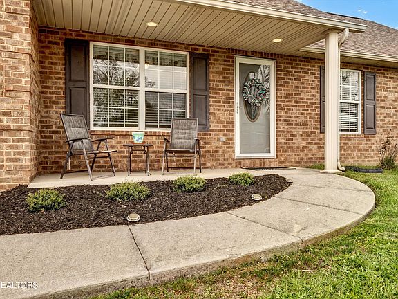 2nd image of 6741 Casa Bella Dr