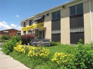 9596 Greenview Ave APT 105, Detroit, MI 48228