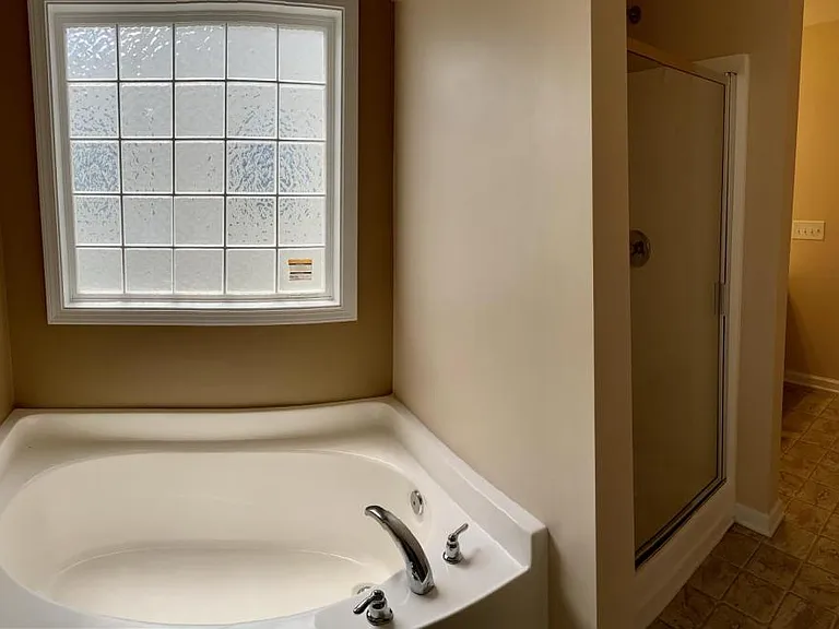 301 River Oak St — Photo 10