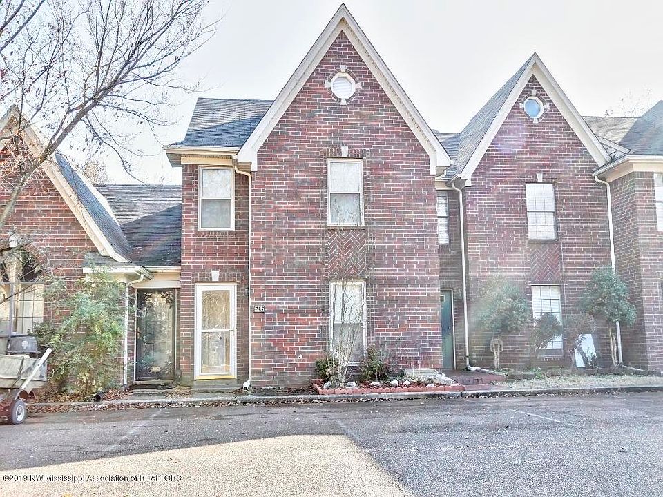1st image of 505 Blair Dr