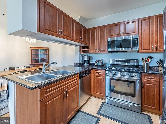 4th image of 12100 Garden Grove Cir Unit 303
