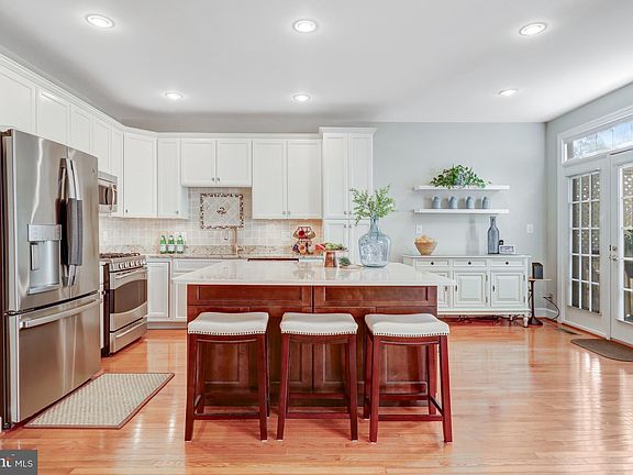 2nd image of 4188 Lord Culpeper Ln