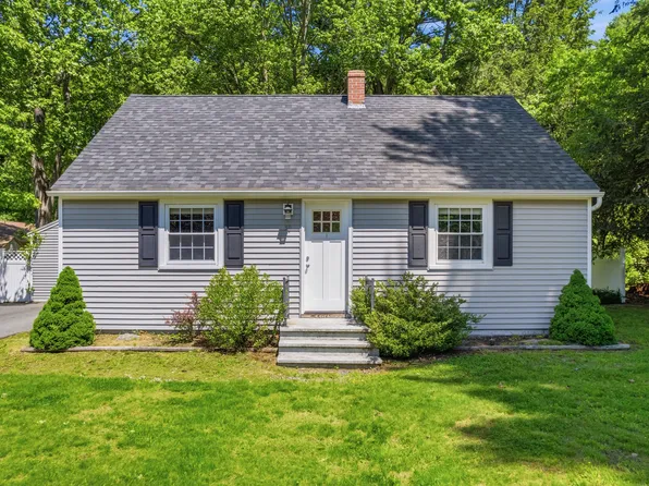 50 Hennessey Avenue, Brunswick, ME 04011