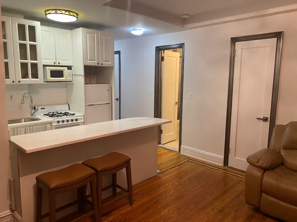 235 West 102nd Street image 5 of 12