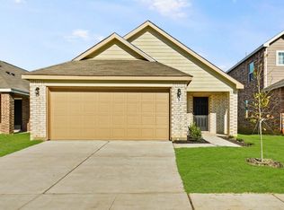 1712 E Luke St, Ennis, TX 75119