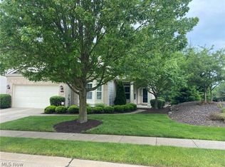 20054 Lismore Ct, Strongsville, OH 44149
