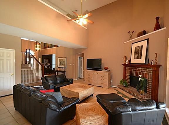 4th image of 6117 Wimbledon Dr