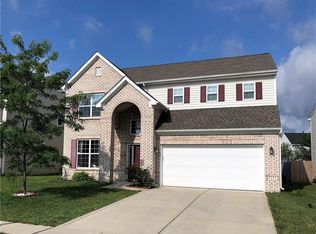 2055 Lakecrest Dr, Columbus, IN