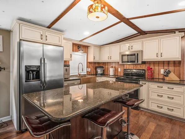2600 County Highway 183 S, Defuniak Springs, FL 32435