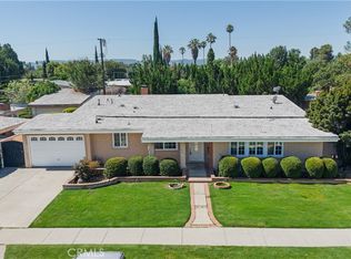19448 Blythe St, Reseda, CA 91335