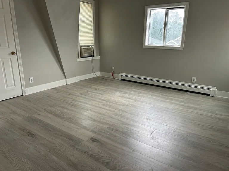 16 Lincoln St #3-5 — Photo 5