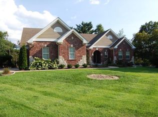 15212 Clayton Rd, Ballwin, MO 63011