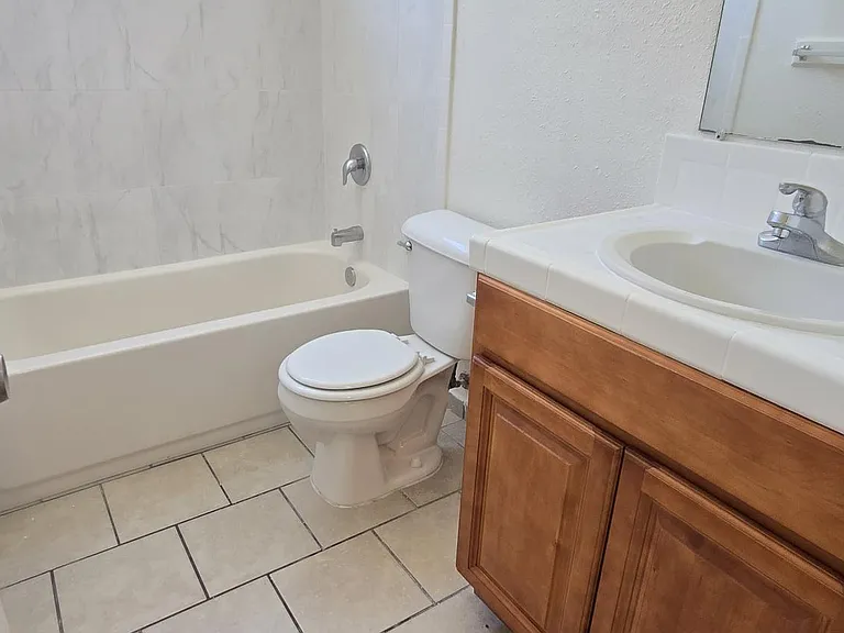 Baldwin Ave. Apartments — Photo 19