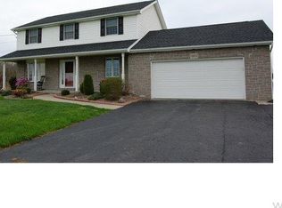 10815 Howe Rd, Clarence, NY 14031