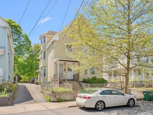 34 Orchard St, Medford, MA 02155