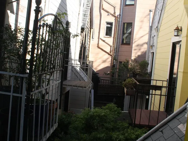 496 Duboce Ave — Photo 16