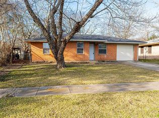 1115 Anthony Dr, Ennis, TX 75119