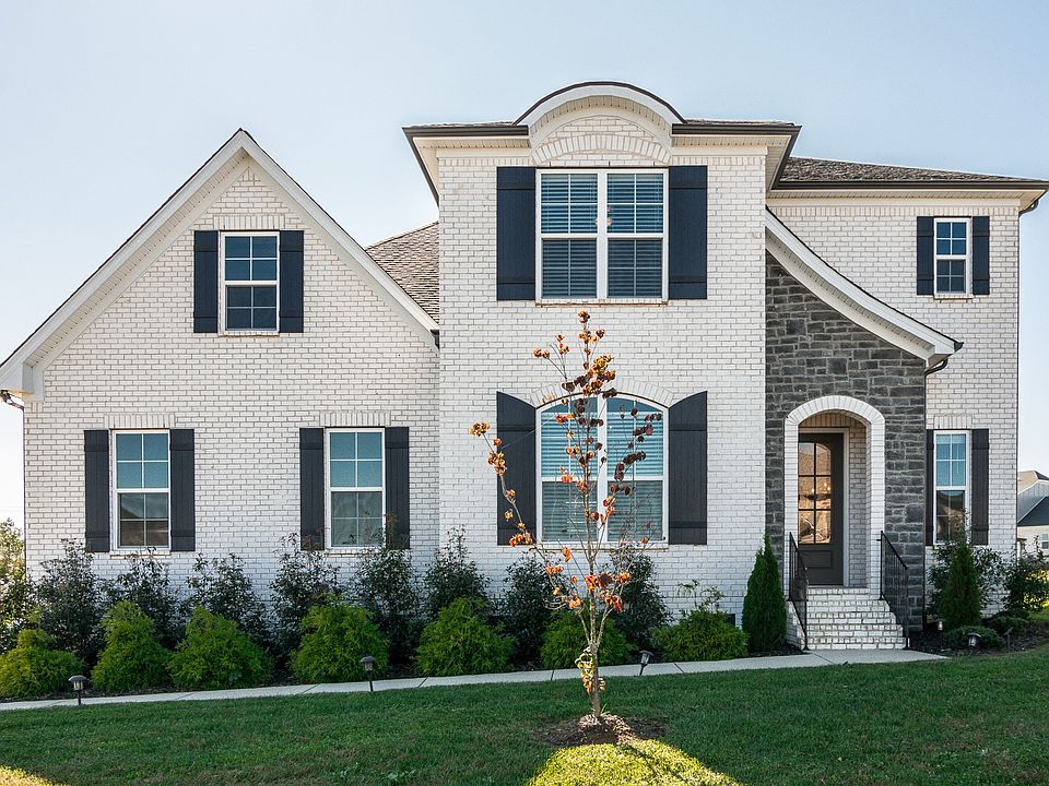 1st image of 2715 Paddock Park Dr