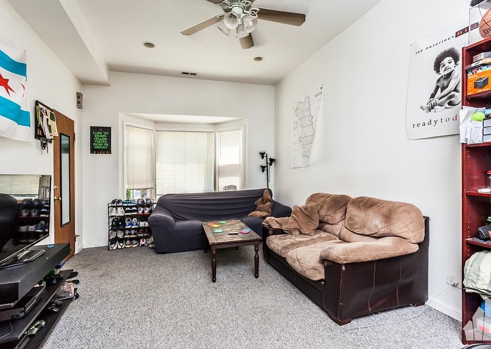 1st image of 3542 N Hoyne Ave #B1