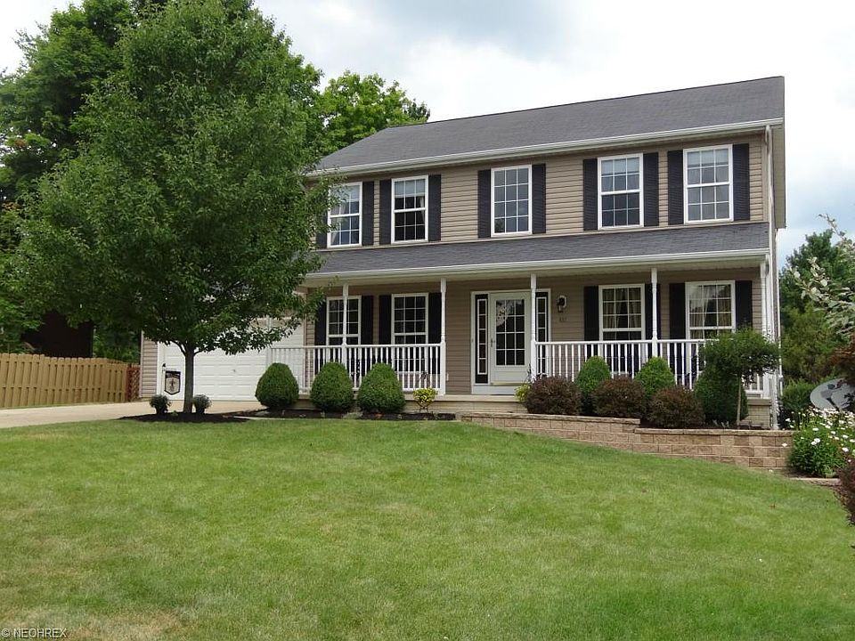1st image of 421 Sturbridge Dr