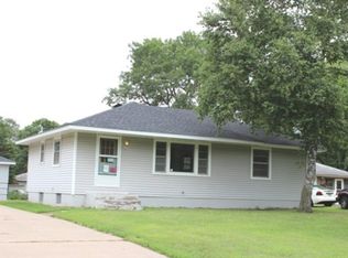 11338 Norway St NW, Coon Rapids, MN 55448