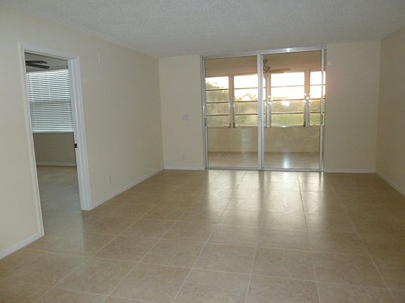 5th image of 14575 Bonaire Blvd APT 303