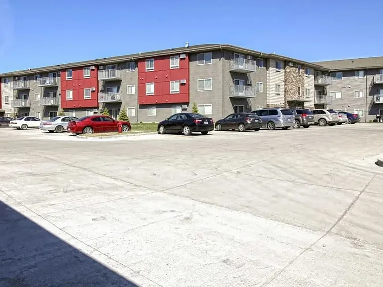 Veraway Apartments — Photo 2
