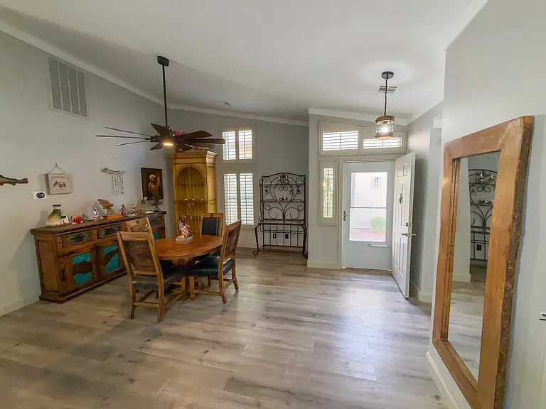 1394 Harbour Dr — Photo 6
