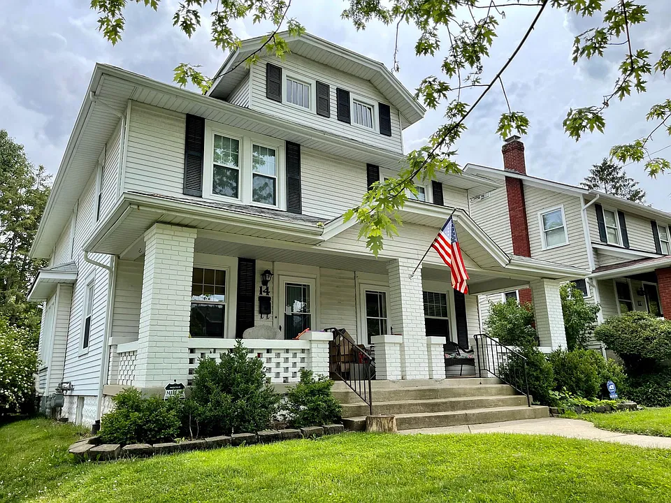 14 Wiltshire Blvd