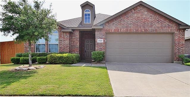 1st image of 1823 Fairweather Dr