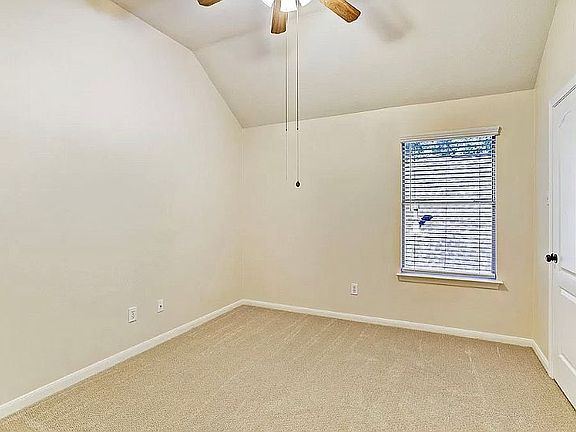 5th image of 1709 Rustic Park Dr