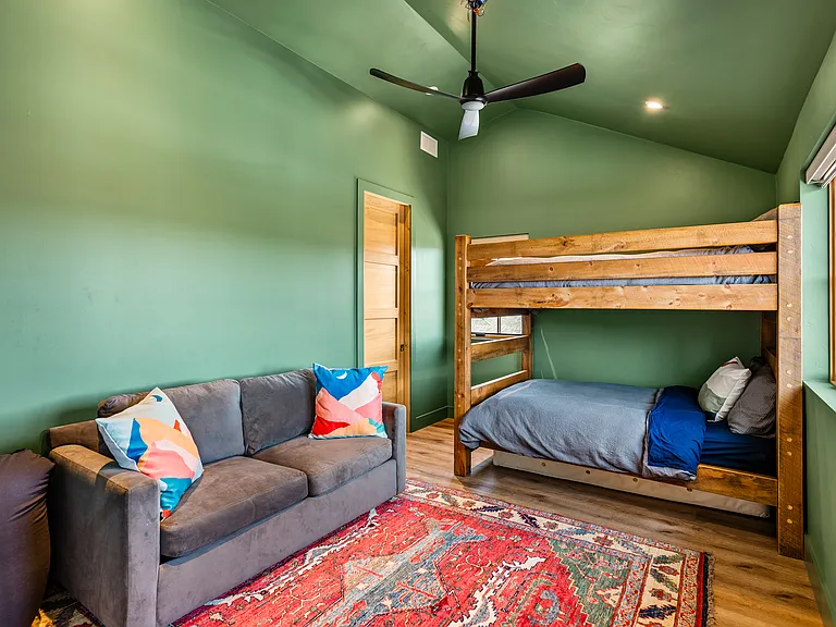 117 Bowles Dr — Photo 30