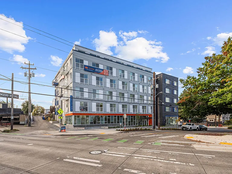 Keystone Apartments — Photo 17