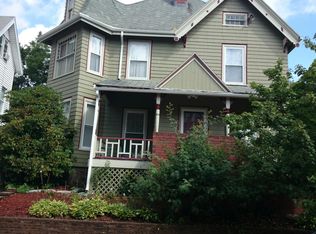 90 Kenwood St, Dorchester, MA 02124