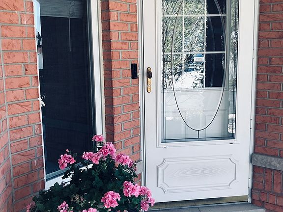 3rd image of 16446 Avenel Dr