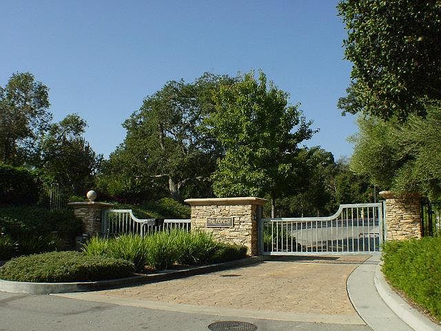 1st image of 8350 Winter Green Ct