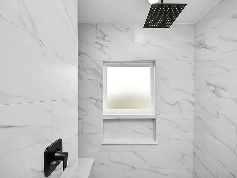 1216 English St — Photo 32