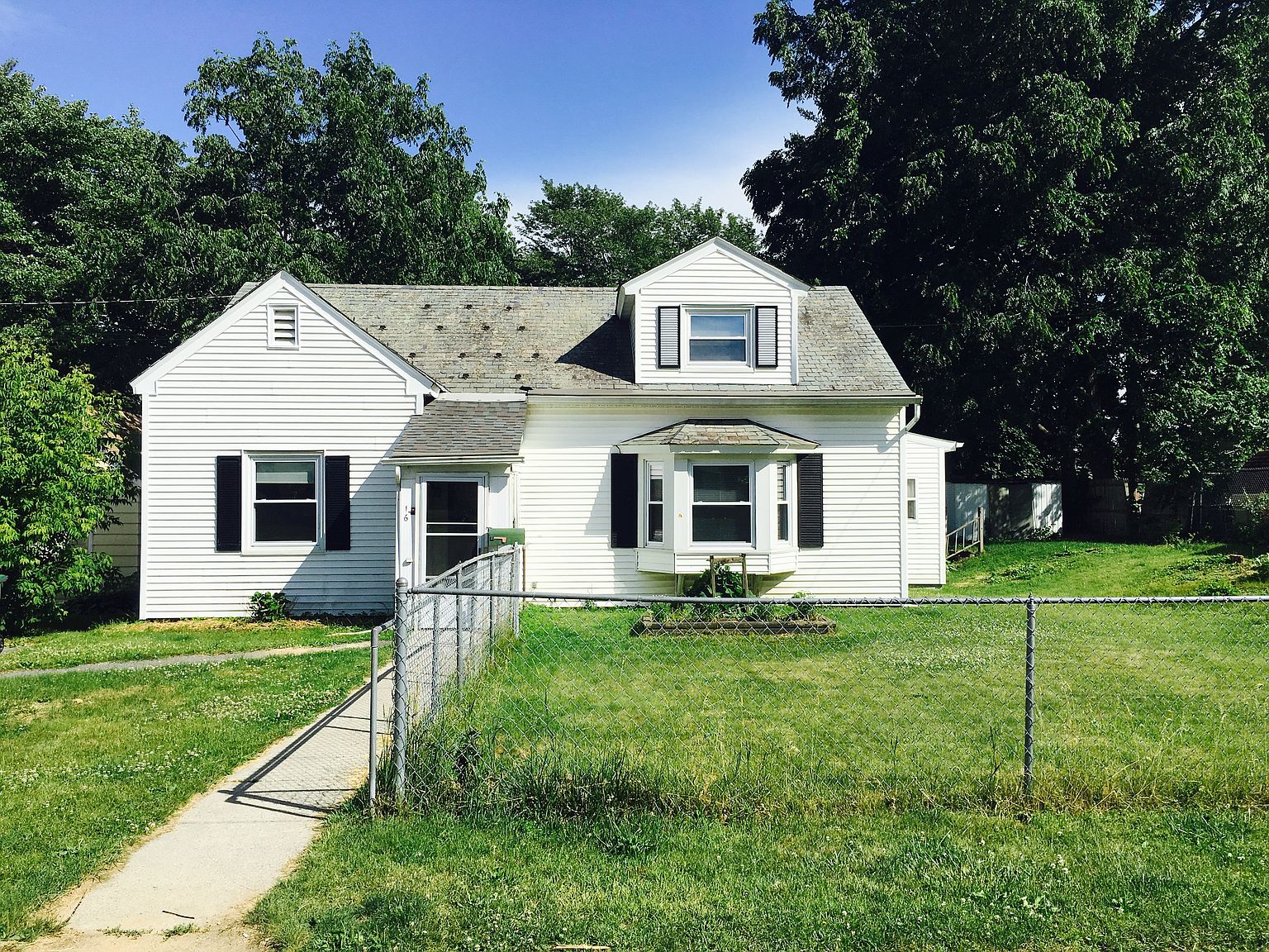 16 Lake Rd, Albany, NY 12205 Zillow