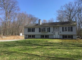 577 Decker Rd, Shawangunk, NY 12589