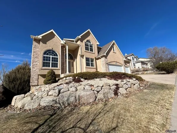 1232 Castle Hills Pl, Colorado Springs, CO 80921