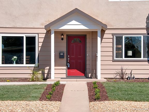 4th image of 1672 Evergreen Ave