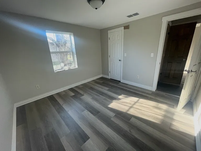 310 Birch St — Photo 4