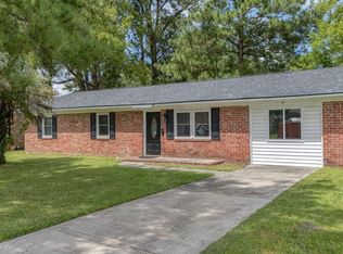 212 Gardenia St, Summerville, SC 29483