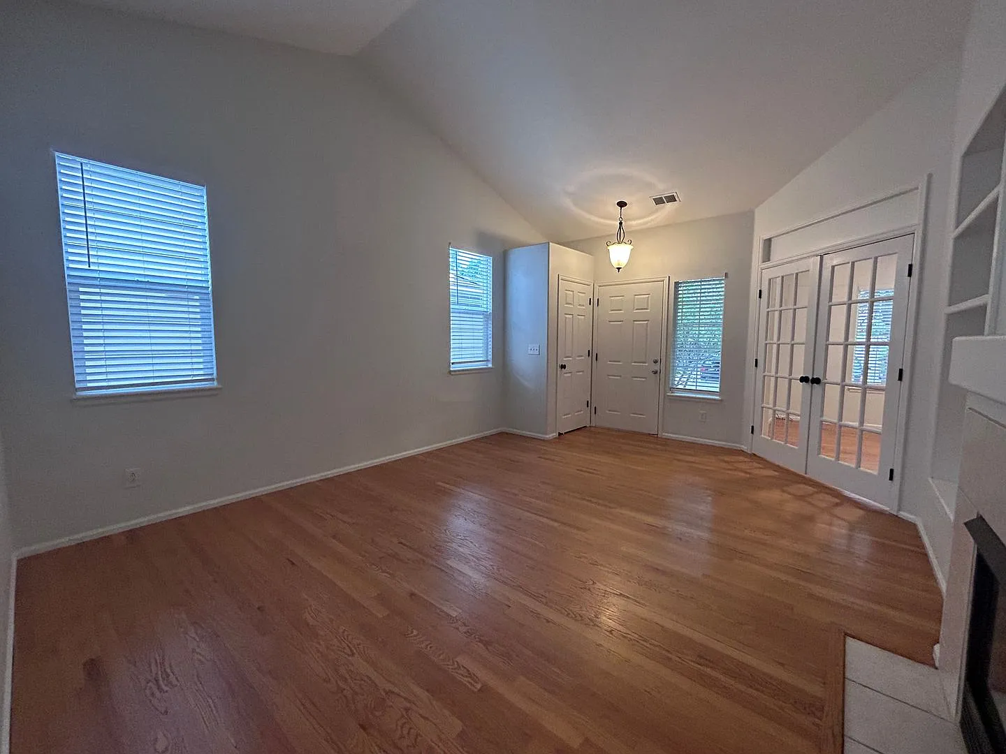 $0 Deposit Option. Two Bed/2bath With Office Near Chatfield State Park! — Photo 4