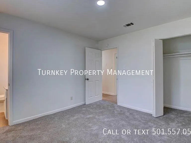 6 Parkridge Dr — Photo 5