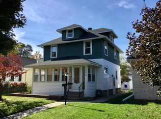 162 S Hartwell Ave, Waukesha, WI 53186