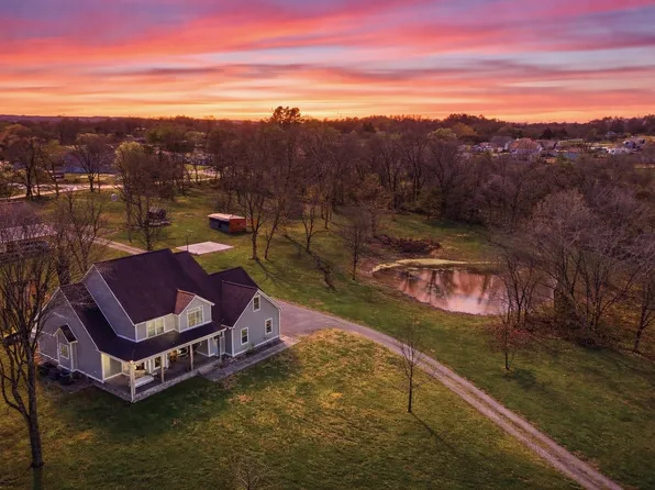 126 Laurelwood Dr, Shelbyville, TN 37160