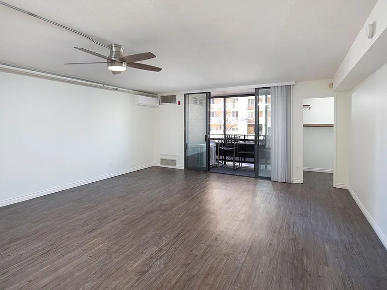 Greystone Lofts — Photo 4