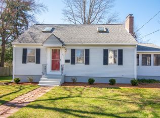 6 County Rd, Burlington, MA 01803