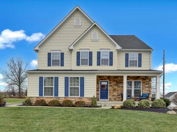 30 Huntsville Dr, Gilbertsville, PA 19525